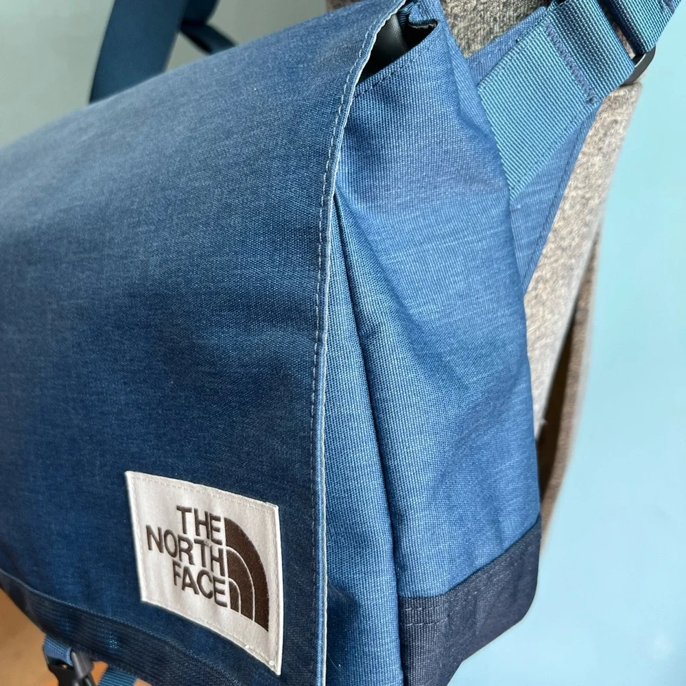 The North Face Blue Berkeley Messenger Bag - Men's Crossbody